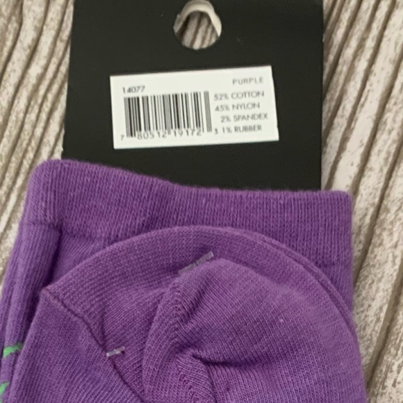 Women’s purple crew socks with cats and pumpkins. Size 4-10. - Picture 4 of 4